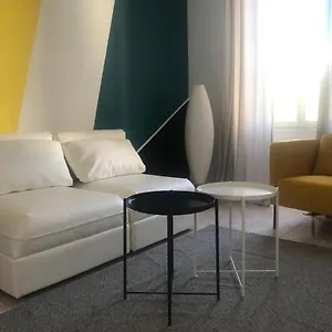 Nice coeur de ville Appartement